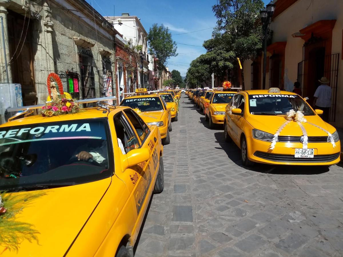 Casa Shalom Hotel Oaxaca ภายนอก รูปภาพ